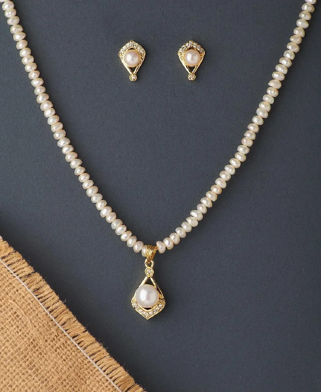 Women bohemian charm necklaces -Trendy Real Pearl Necklace Set