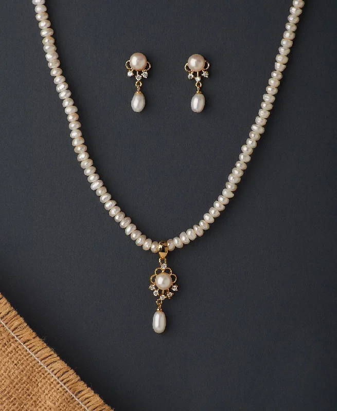 Women chic charm necklaces -Trendy Real Pearl Necklace Set