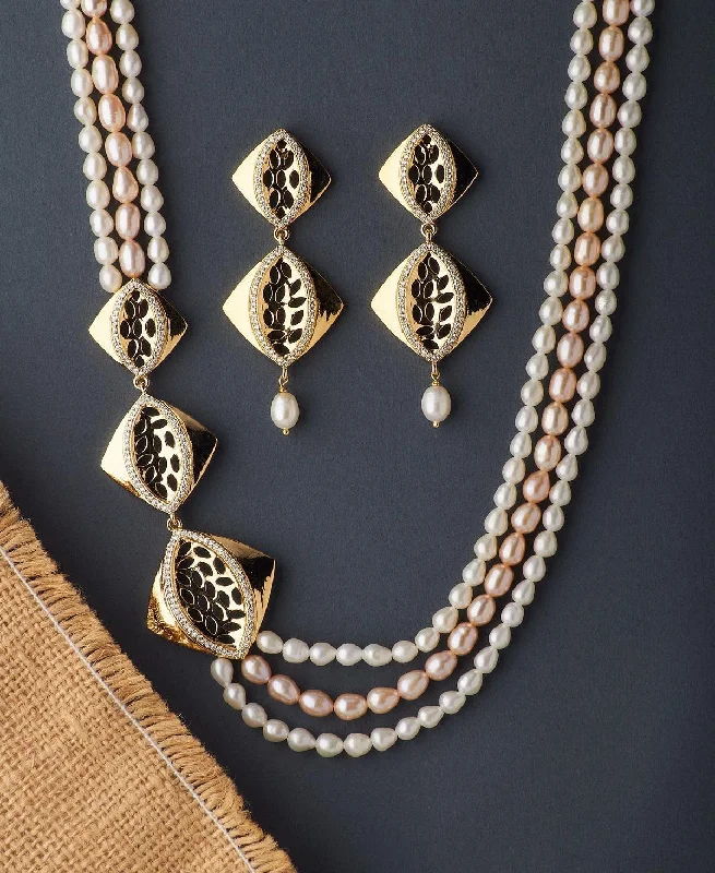 Women trendy statement necklaces -Regal Real Pearl Necklace Set