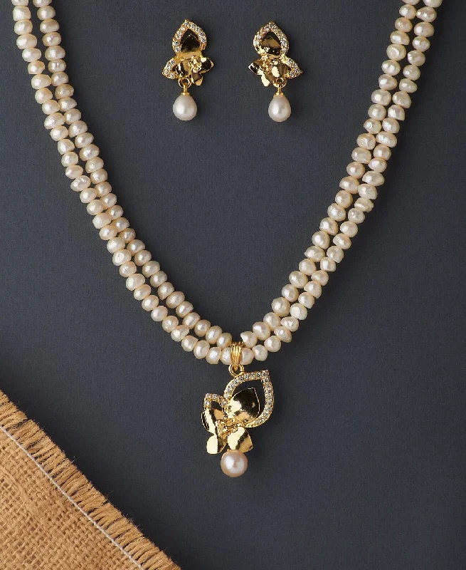 Women layered necklaces -Trendy Real Pearl Necklace Set