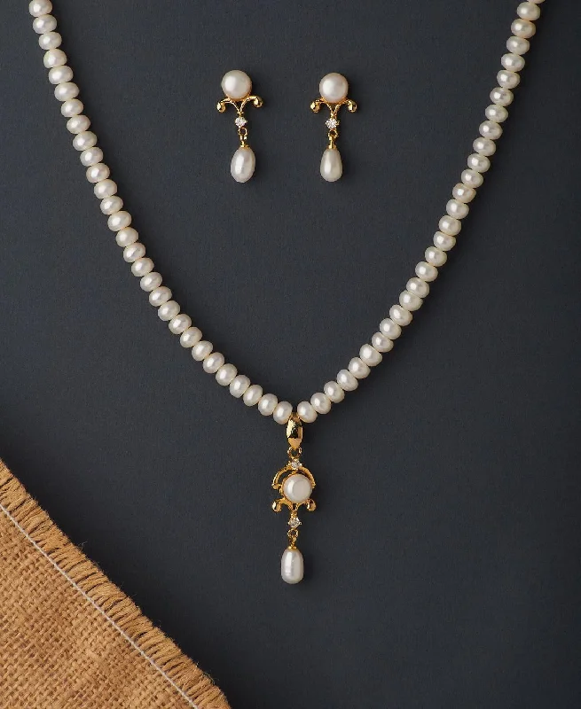 Women luxurious gold necklaces -Trendy Real Pearl Necklace Set