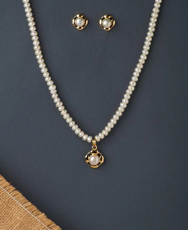 Women multi-layer necklaces -Simple and Elegant Real Pearl Necklace Set