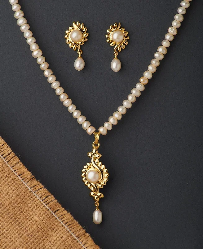 Women handcrafted necklaces -Trendy Real Pearl Necklace Set