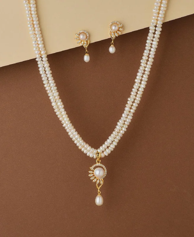 Women gemstone studded necklaces -Trendy Pearl Necklace Set