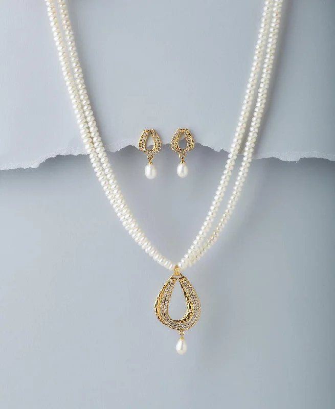 Women romantic necklaces -Trendy Real Pearl Necklace Set