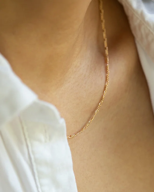 Women nature-inspired necklaces -Dainty Figaro Chain Necklace