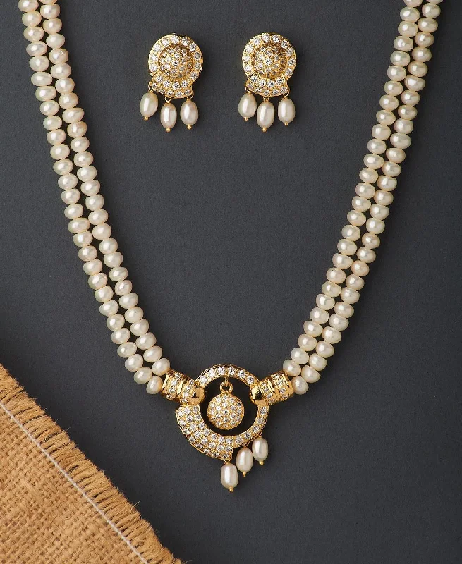 Women rose gold necklaces -Traditional Pearl Necklace Set