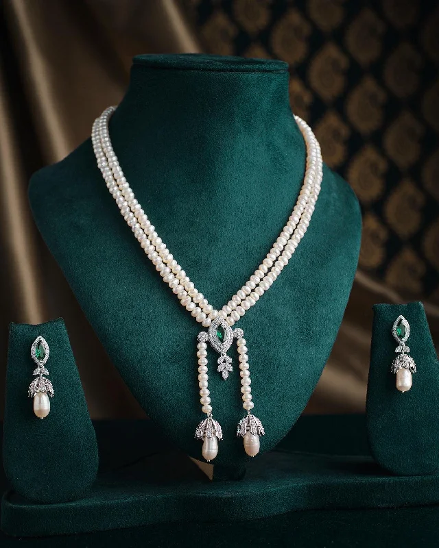 Women designer necklaces -The Kanaka Mridula Pearl Necklace Set