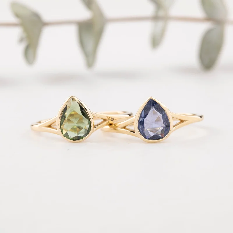 Women colorful gemstone engagement rings -Kylie Ring 0.70-1.00ct Green and Blue Sapphire, 14K Yellow Gold