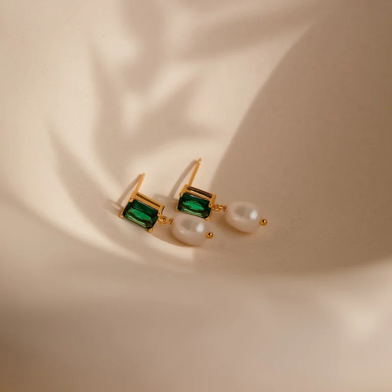 Women butterfly earrings -Emerald Pearl Drop Earrings