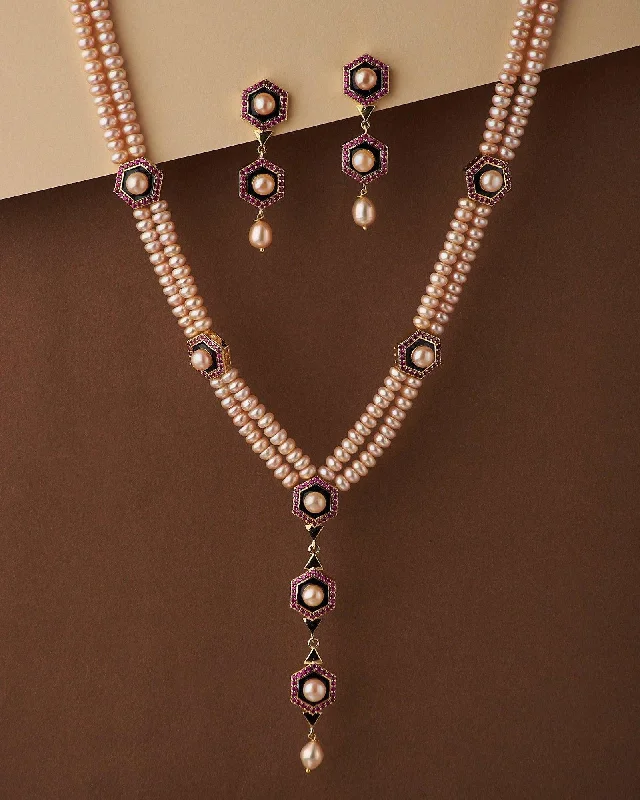 Women vintage-inspired necklaces -Ravishing Stone Studded Necklace Set