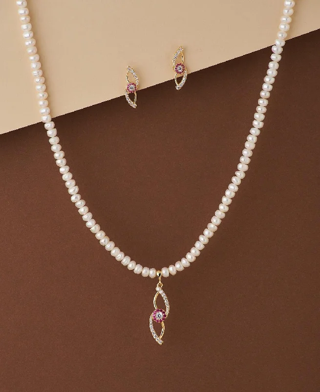 Women simple gemstone necklaces -Simple and Elegant Real Pearl Necklace Set