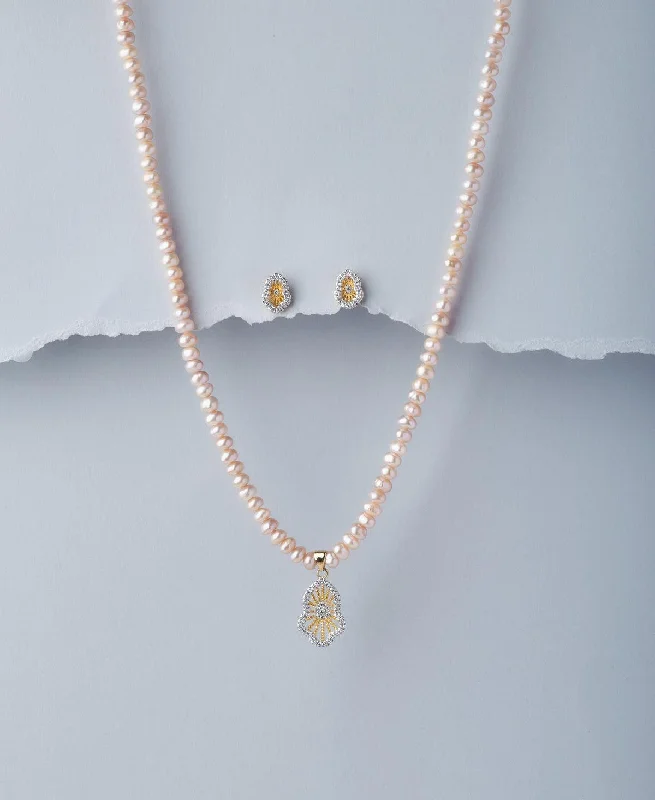 Women crystal-encrusted necklaces -Trendy Real Pearl Necklace Set