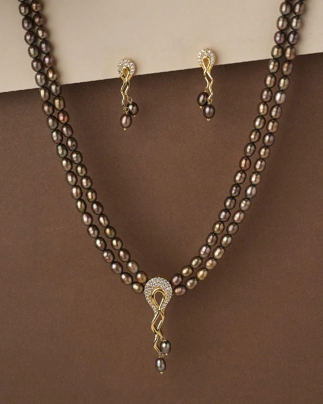 Women everyday necklaces -Trendy Pearl Necklace Set