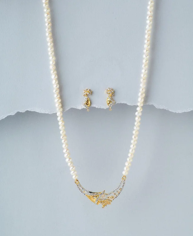 Women engraved necklaces -Trendy Pearl Necklace Set