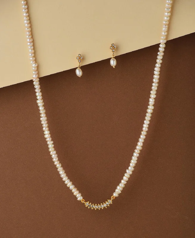 Women charm necklaces -Simple and Elegant Real Pearl Necklace Set