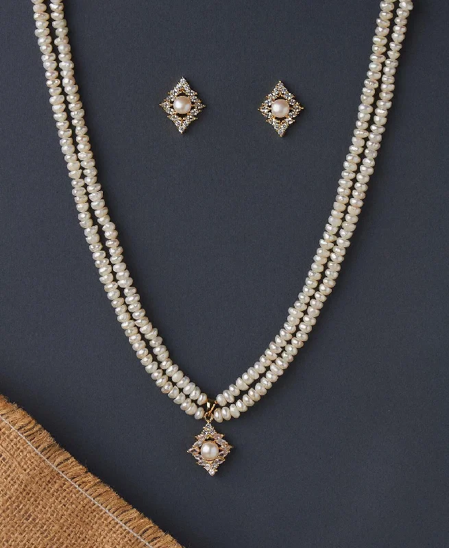 Women layered gold necklaces -Simple and Elegant Real Pearl Necklace Set