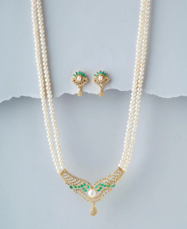 Women multi-layer necklaces -Traditional Pearl Necklace Set