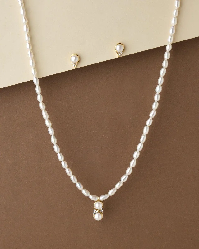 Women chunky necklaces -Simple Pearl Necklace Set